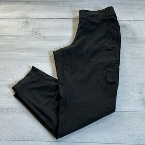 Athleta Chelsie Cargo‎ Lined Pant Sz 10 Black